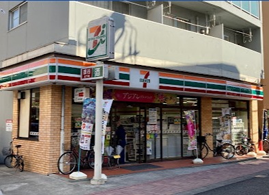 S.court コンビニ