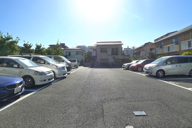 グリーンコート多摩川 駐車場
