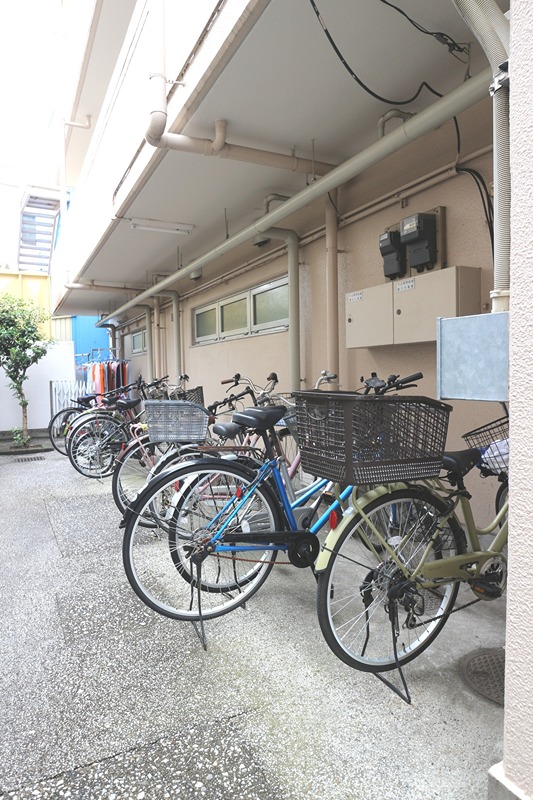 シュウハイム 駐車場