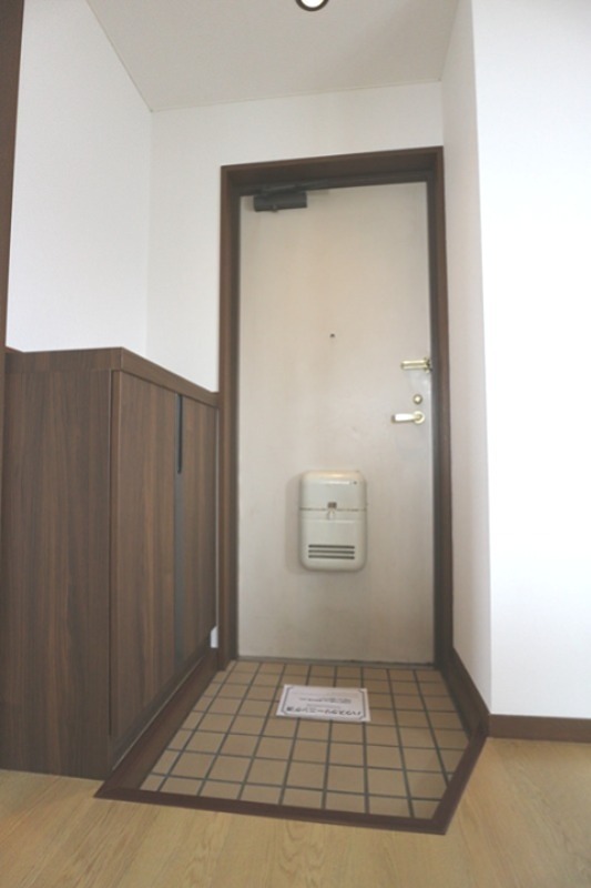 Kビル 玄関