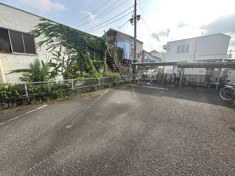 ヴィラ・セリーズ駐車場 駐車場
