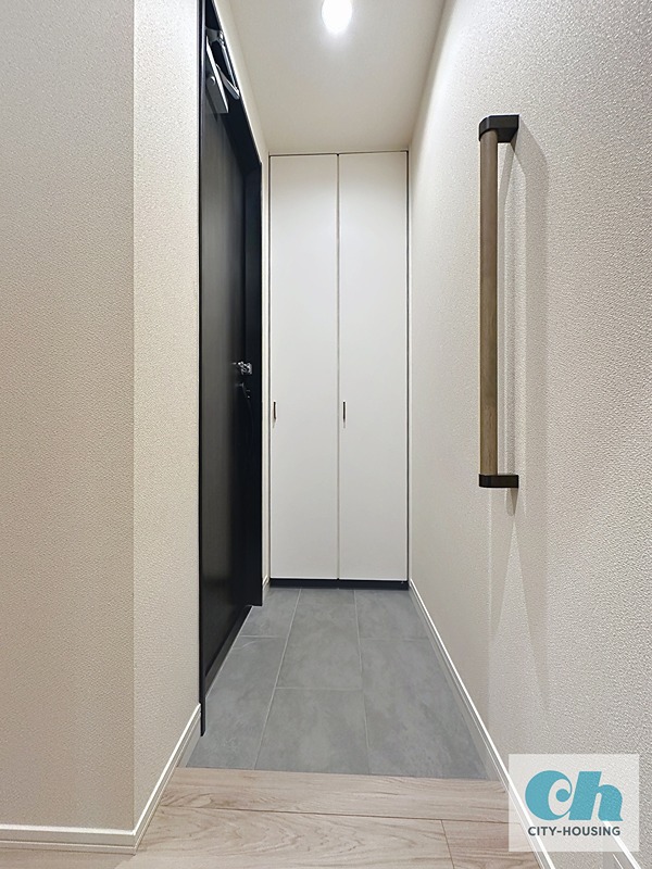 TRISQUARE北糀谷 玄関