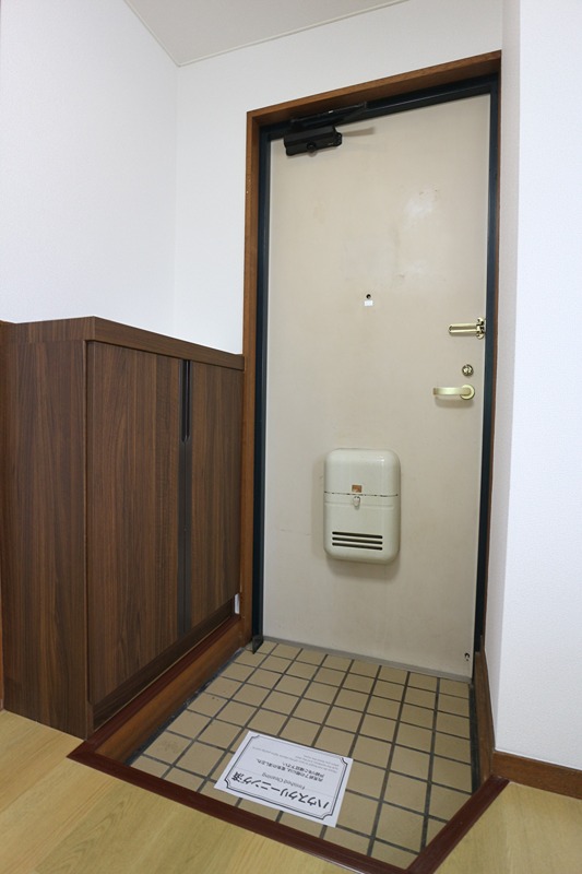 Kビル 玄関