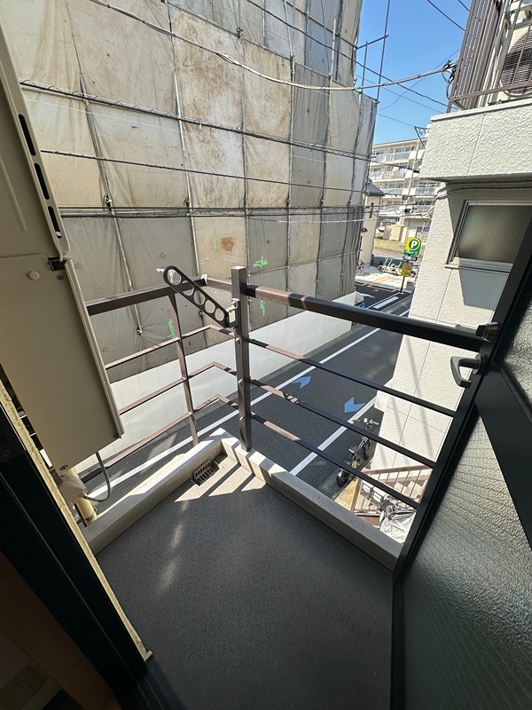 三立ビル ベランダ