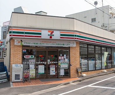 カーサ鈴木 コンビニ
