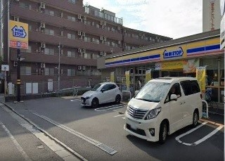 カーサ鈴木 コンビニ