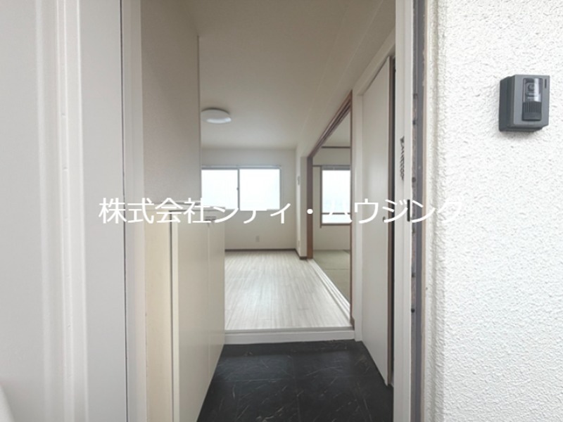 オクトメゾン雪が谷 玄関