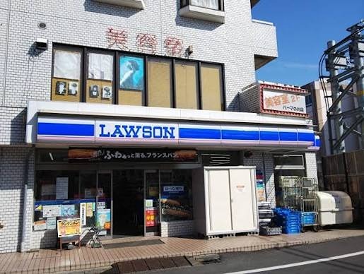 フォレシアムエアリーハウス コンビニ