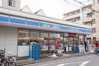 東京都品川区西品川2-17-21戸建 コンビニ