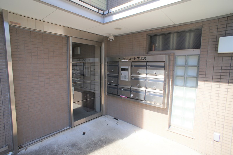 ガーデンコート下北沢 エントランス