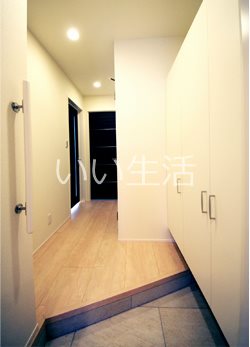 京都府向日市寺戸町西ノ段 玄関