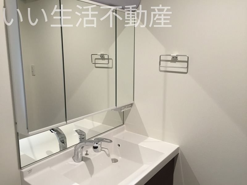 山口実マンション 洗面所
