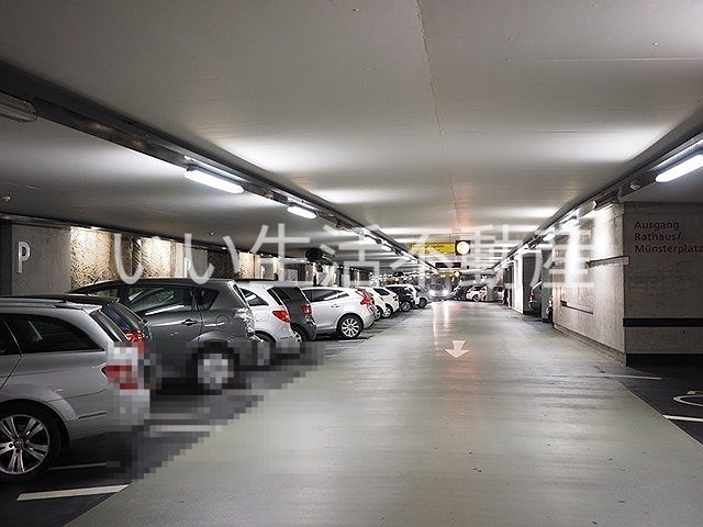 桑谷マンション 駐車場