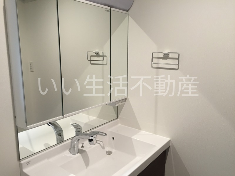神奈川県川崎市中原区小杉町３丁目2-8 洗面所
