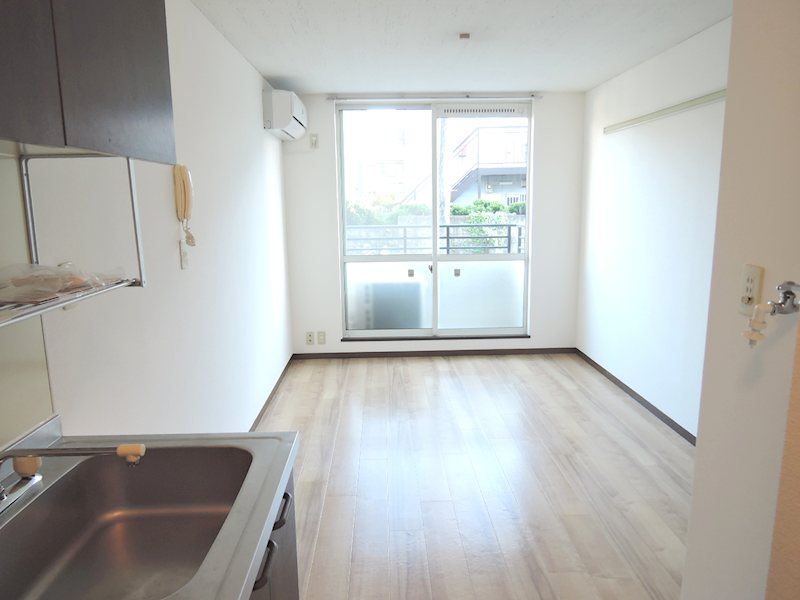 プレジオ代田 玄関