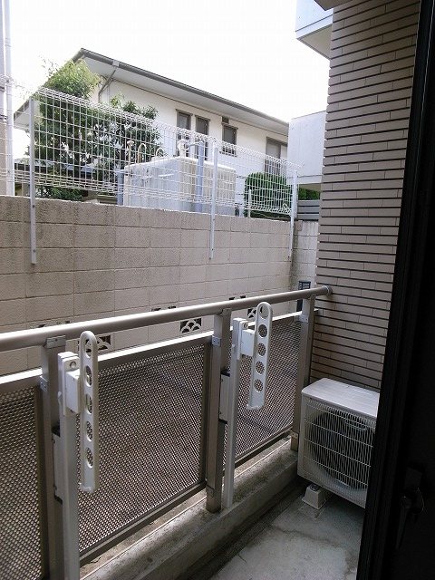 ロクサーヌ北沢 ベランダ