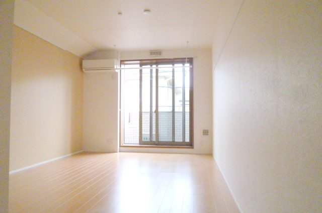 ルピナス羽根木公園　Ｅ 玄関