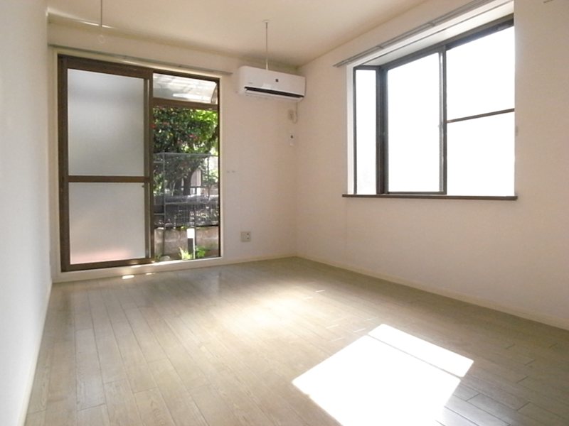ドリーム東松原弐番館 玄関