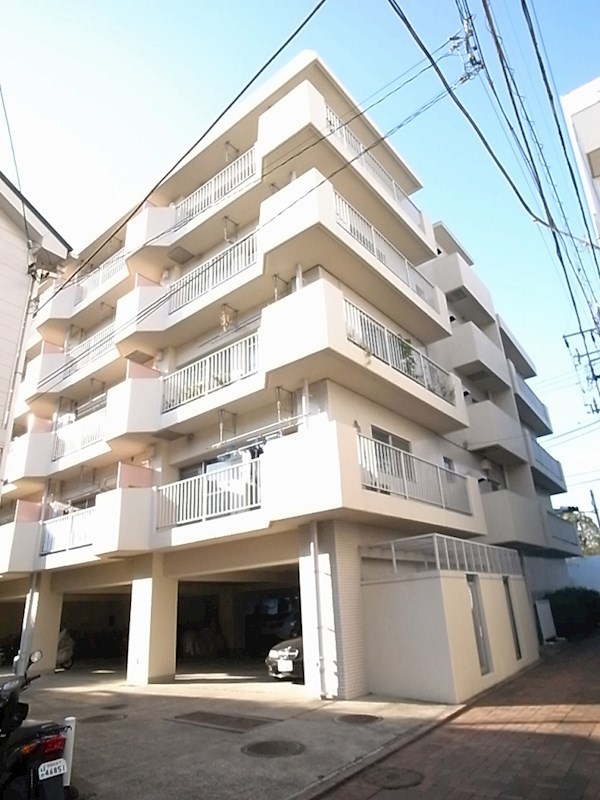 ソーワ梅丘マンション 外観写真