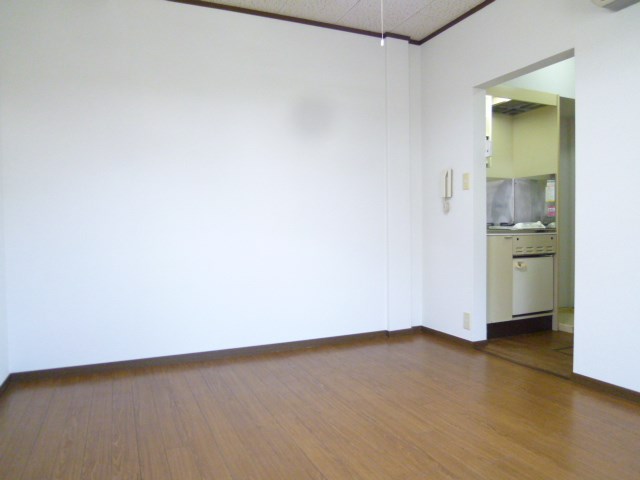 エスコート・ユーアイ その他1