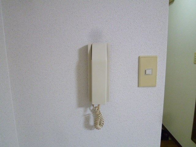 エスコート・ユーアイ その他9