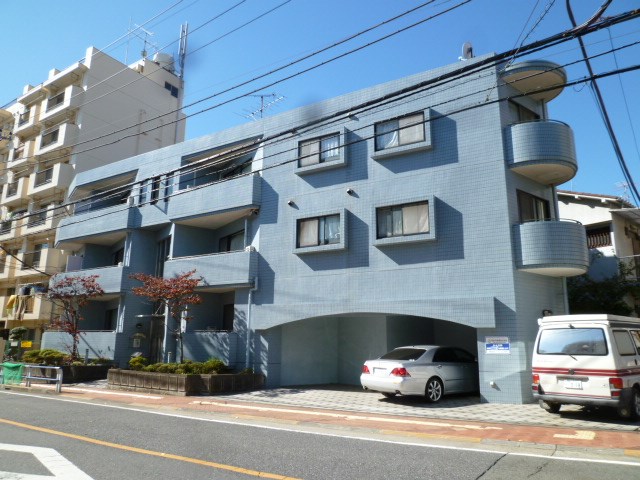 アジュール松原 302号室 外観