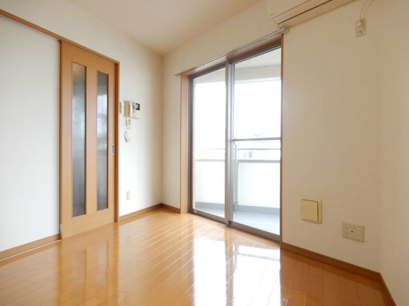 サンロイヤルイマイ 玄関