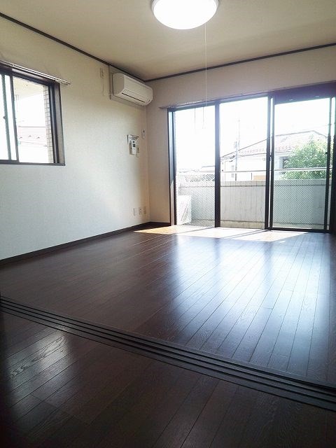 第五正吉マンション 玄関