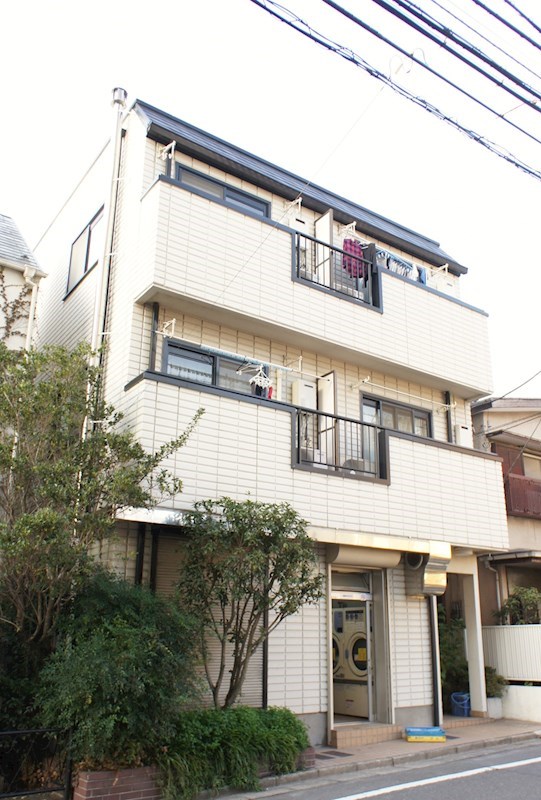 エトワール羽根木 203号室 外観