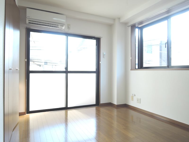 メゾンドブローニュ赤堤 玄関