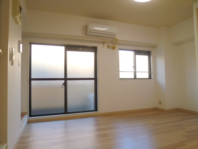 パスコマンション 玄関