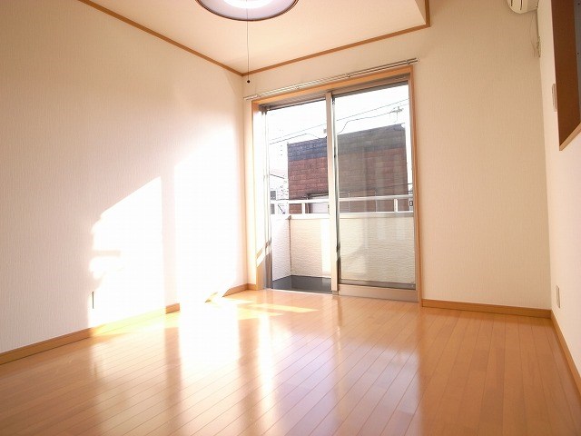サンライズ椿 玄関