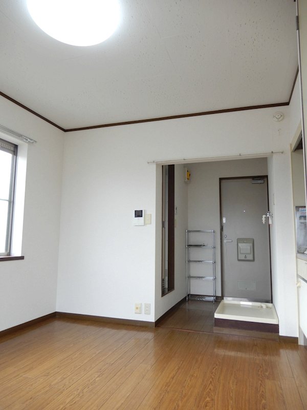 エスコート・ユーアイ その他10