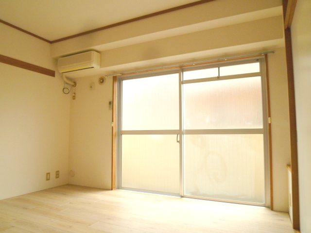 ロイヤルヒロ リビング