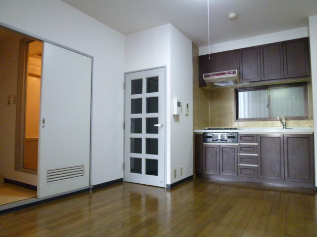 アゼリア明大前 キッチン