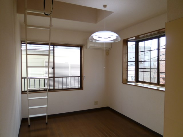 グランドールＭ 玄関