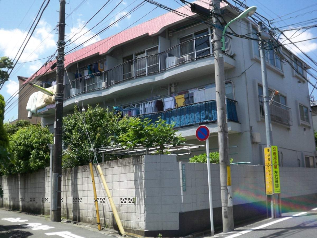 シルバーハイム 303号室 外観