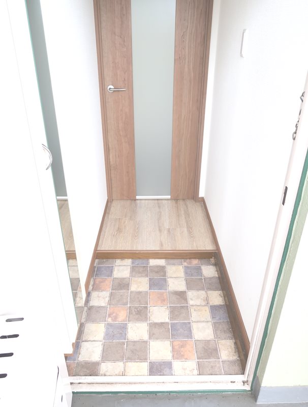 広文マンション 玄関