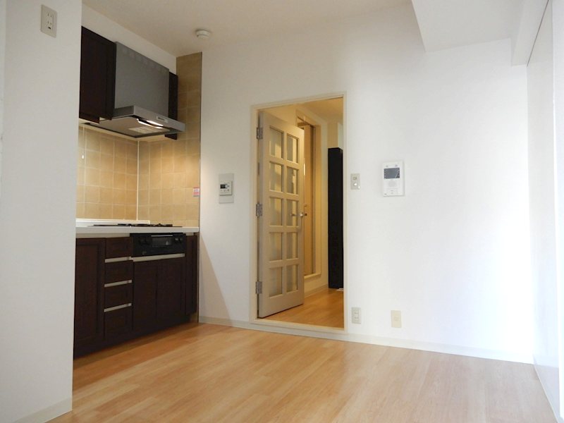 アゼリア明大前 リビング