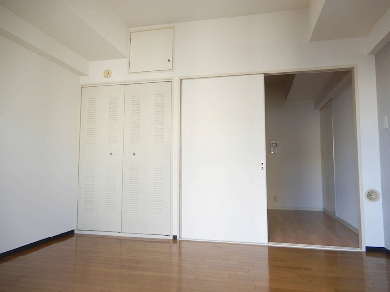 アゼリア明大前 ベッドルーム