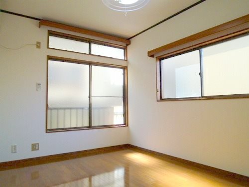 清和園 リビング