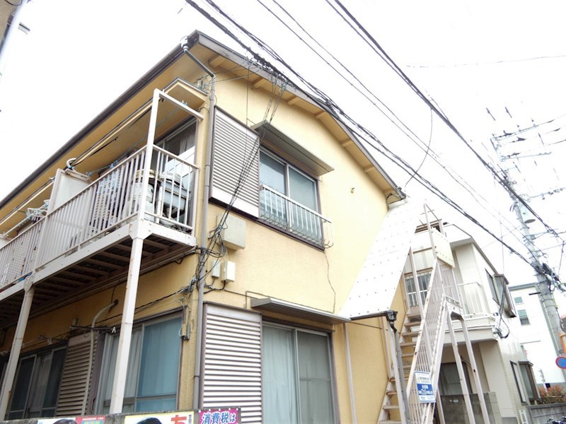 ファミールKAZU 205号室 外観