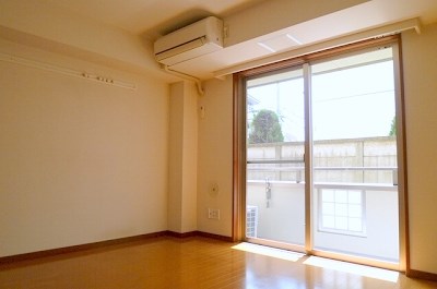 アティナ松原 玄関