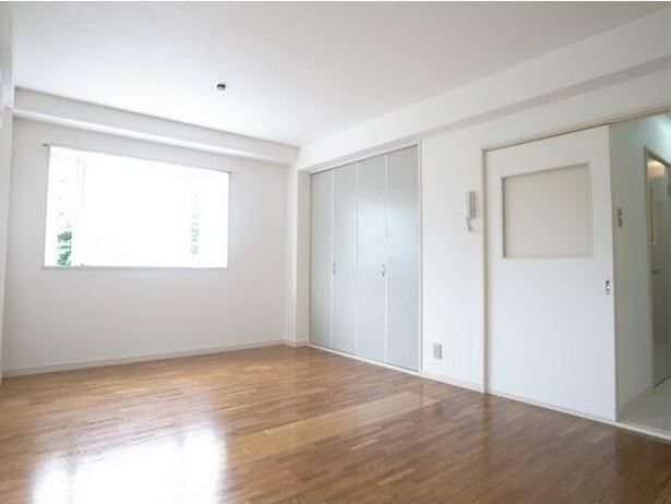 松の木ハイツ  ベッドルーム