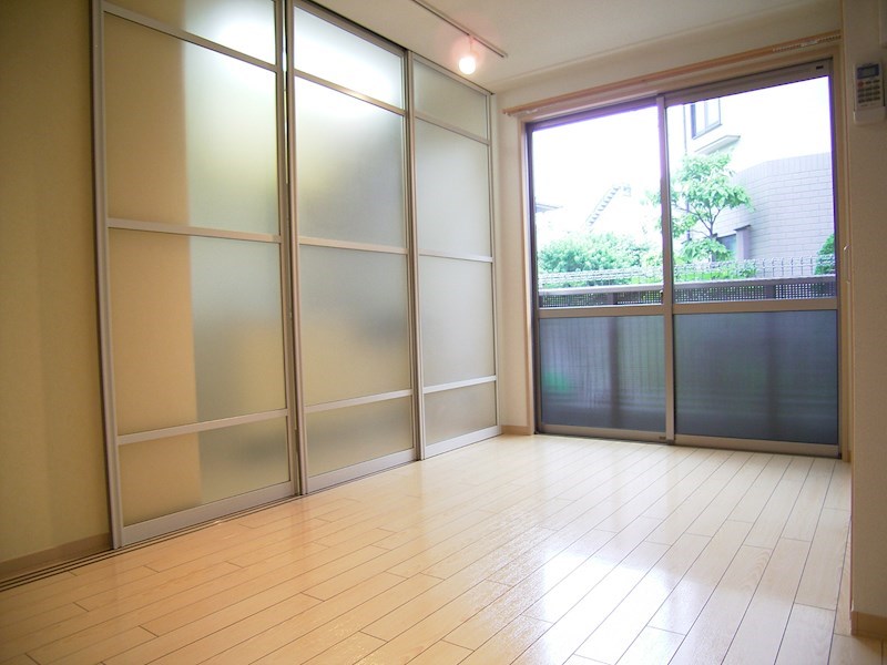 ヴィヴレ松原 玄関