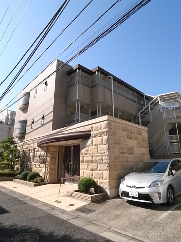 ロクサーヌ北沢 301号室 外観