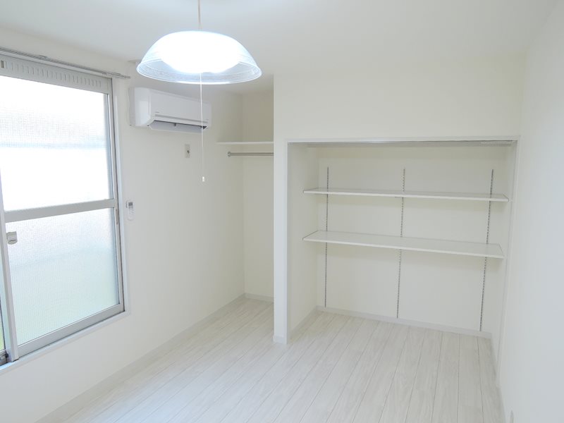 カーザビアンカＡ棟(短期専用) リビング