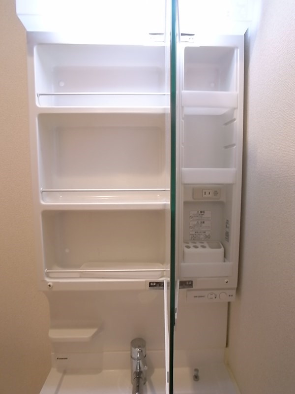 その他27