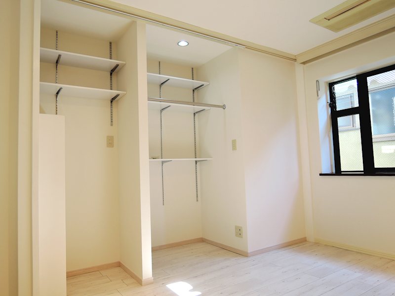 ミヤカーサ 玄関