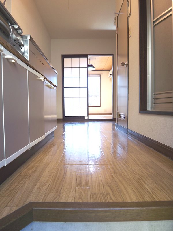 メゾン入江 玄関